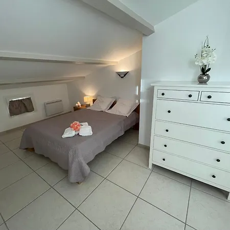Holiday home La Tour Saint-Thome